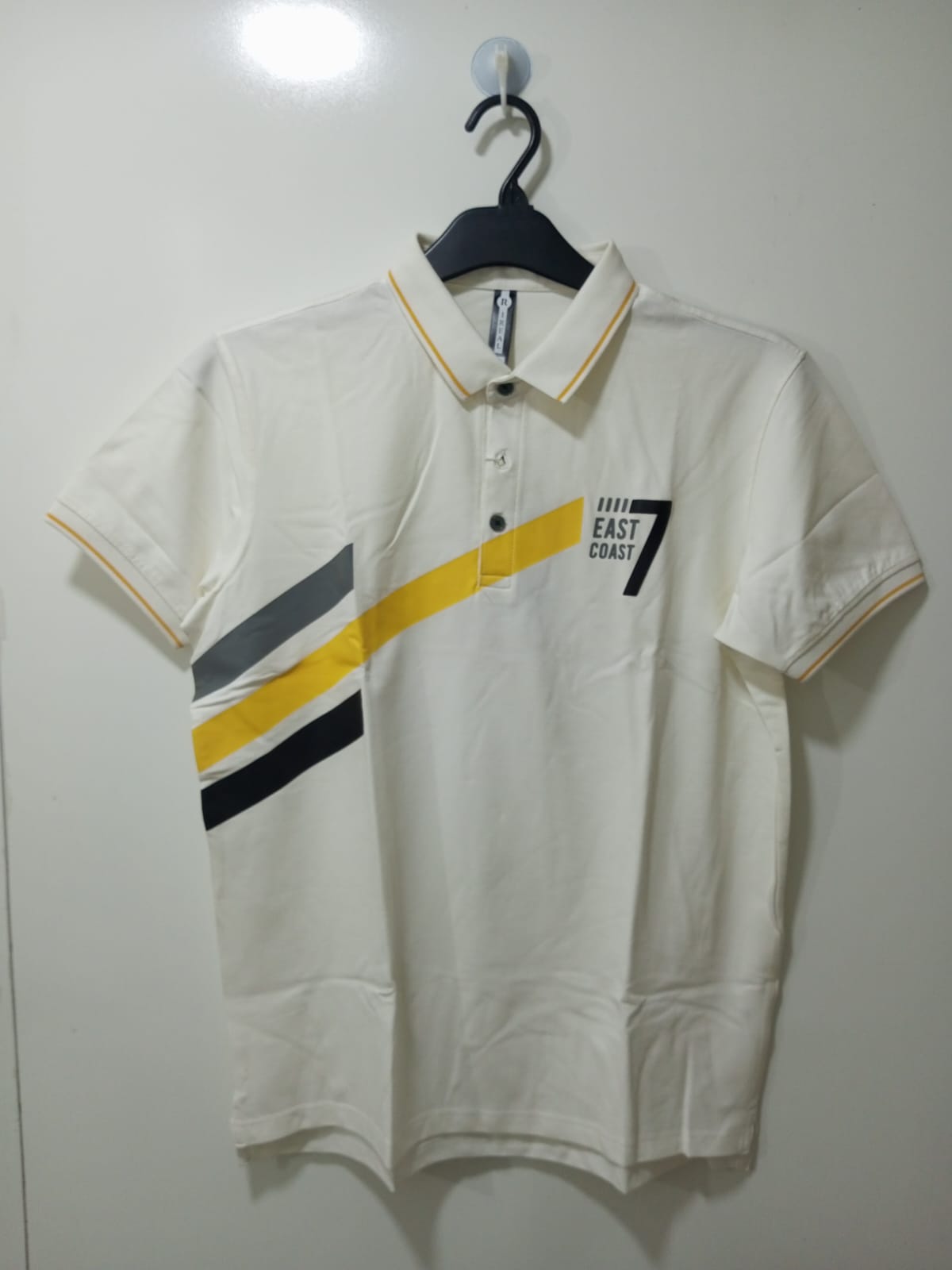 Printed Yellow Lining White T-shirt